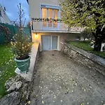 Mirabelle Parigi *
