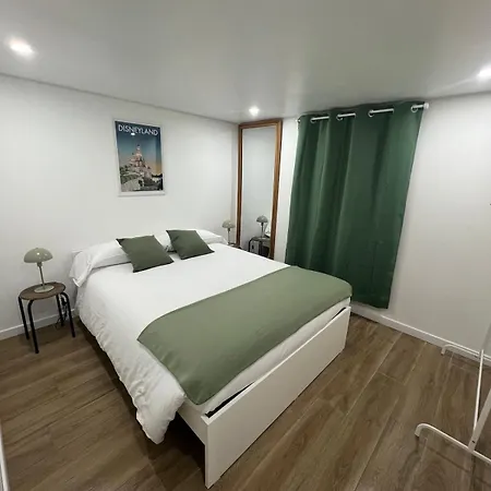 Apartment Mirabelle Parigi *